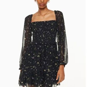 Aritzia Wilfred Tempest chiffon mini dress excellent condition worn once